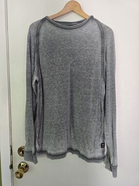Classic Washed Long Sleeve Tee - Gray